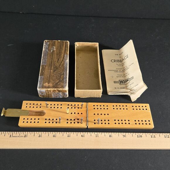 VINTAGE 1941 HORN Solid Wood Hinged Cribbage Board 4 Pegs Instructions Box USA - Picture 1 of 16